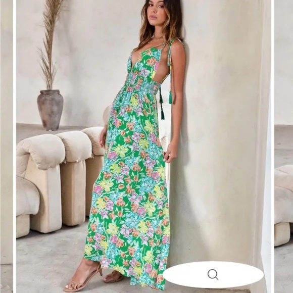 En Creme Dresses & Skirts - En Creme Petals in My Garden Maxi Dress-Small